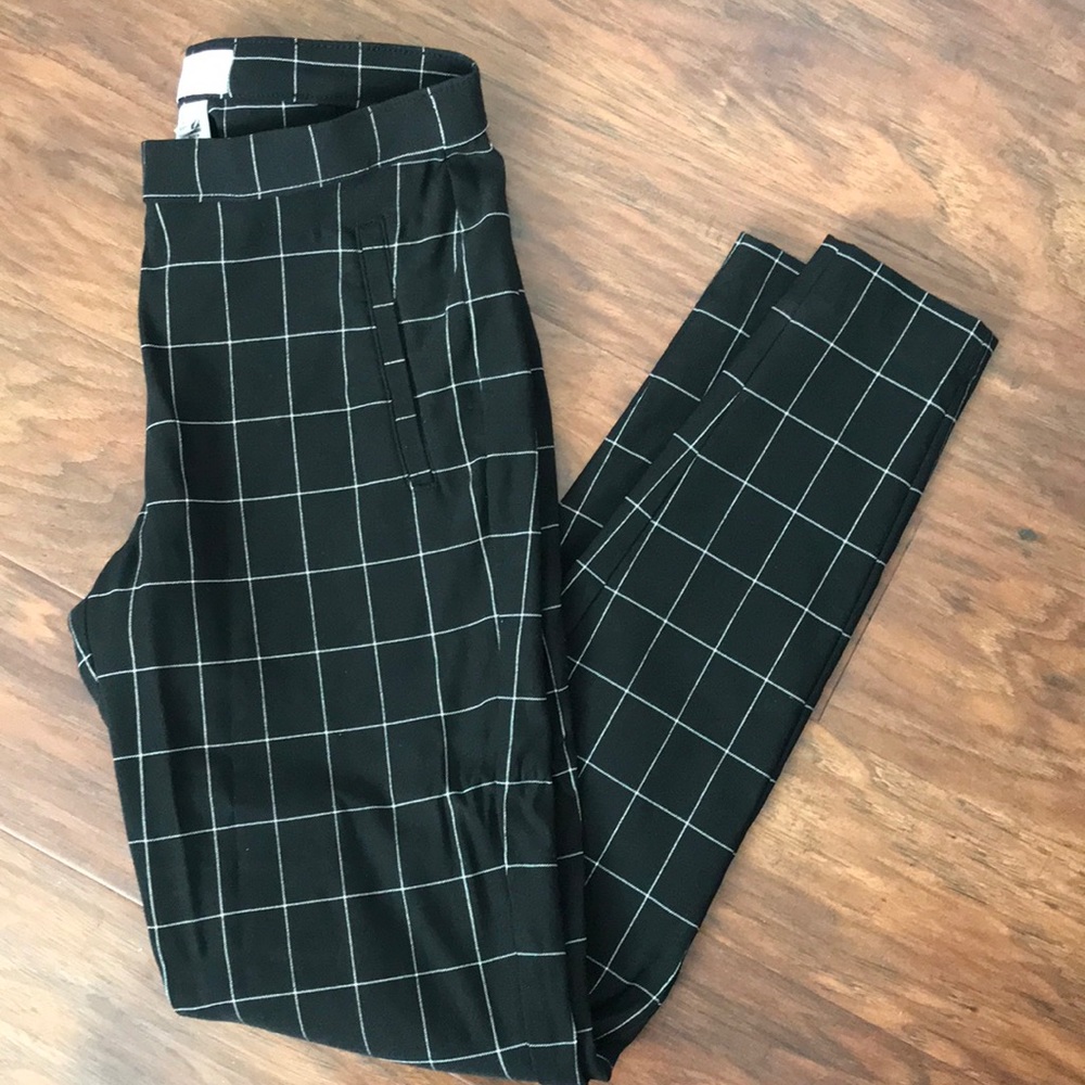 Elle grid stretch pull-on pants! ✨